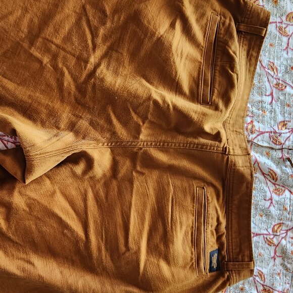 REI pants 42&32 - Picture 4 of 5